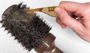 Brush Cleaning Tool